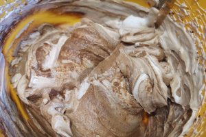 Desert prajitura cu visine si ciocolata