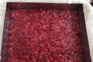 Desert prajitura cu visine si ciocolata