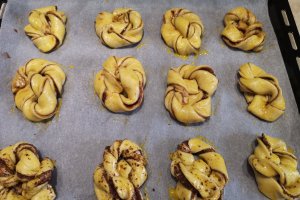 Desert Chocolate babka buns