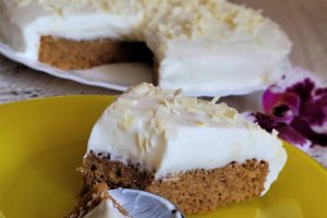 Desert prajitura cu crema de branza
