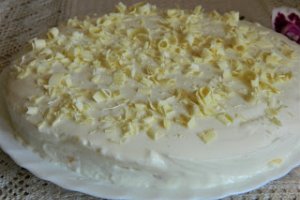Desert prajitura cu crema de branza