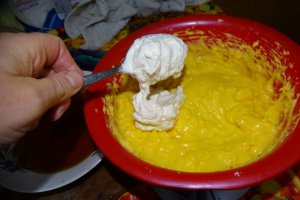 Desert prajitura cu piscoturi si doua creme