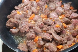 Tocanita de vitel a mamei