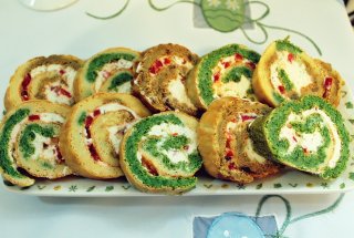 Aperitiv rulada cu crema de branza