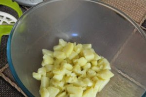 Aperitiv saratele cu cartofi si chimen