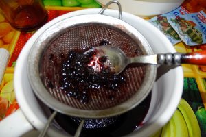 Desert prajitura cu mure si mango sau Prajitura Zmeoaicei