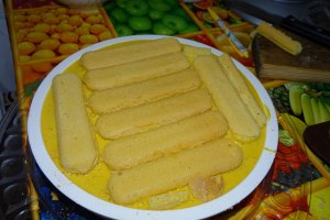 Desert prajitura cu mure si mango sau Prajitura Zmeoaicei