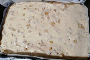 Desert prajitura cu mere caramelizate