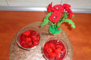 Capsuni/zmeura cu sirop