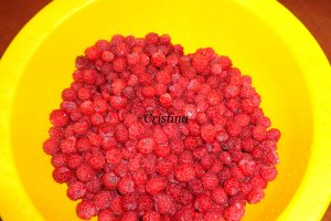 Capsuni/zmeura cu sirop