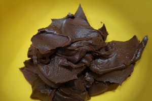 Desert tort cu ciocolata si afine