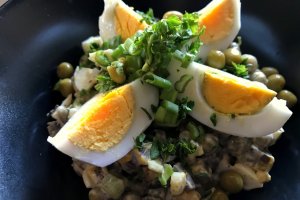 Salata din ficat de vitel cu mazare