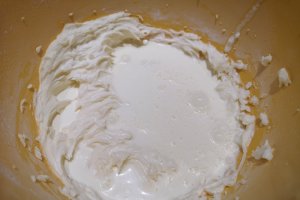 Desert tarta cu zmeura si mascarpone