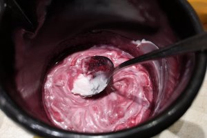 Desert tarta cu zmeura si mascarpone