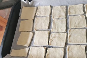 Reteta de cremsnit cu frisca si crema de vanilie