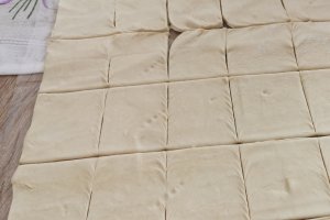 Reteta de cremsnit cu frisca si crema de vanilie