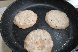 Desert pancakes cu mere (de post)