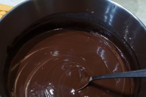 Desert tort cu capsuni si ciocolata