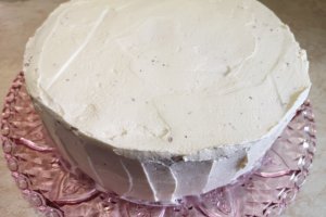 Desert tort cu capsuni si ciocolata