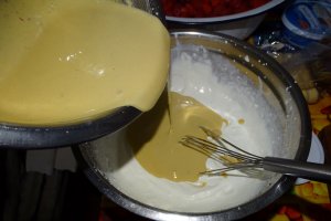 Desert tort cu zmeura si mascarpone