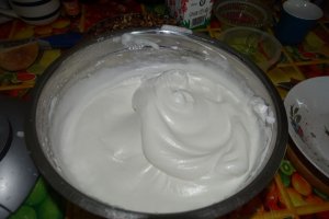 Desert prajitura piramida cu zmeura