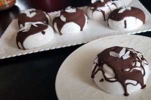 Desert inghetata parfait cu cocos