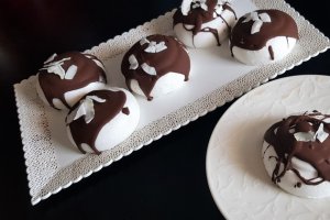 Desert inghetata parfait cu cocos