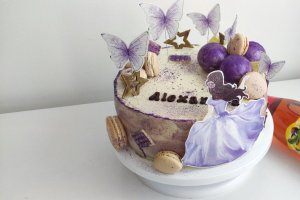 Desert tort cu afine si ciocolata alba