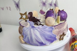Desert tort cu afine si ciocolata alba