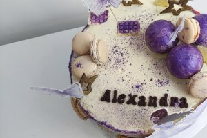 Desert tort cu afine si ciocolata alba
