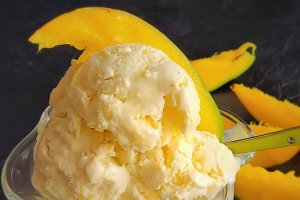 Desert inghetata de mango si vanilie