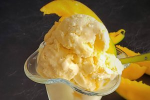 Desert inghetata de mango si vanilie