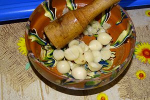 Friptura de miel gatita lent la ceaunul-wok