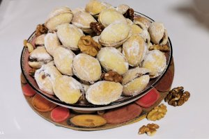Desert nuci - fursecuri fragede cu ciocolata