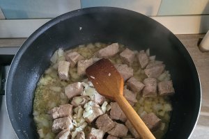 Tocana de rosii cu carne de porc