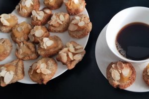 Desert biscuiti cu tarate de grau si marmelada de gutui