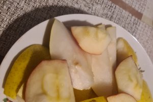 Compot de mere si pere cu menta