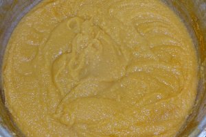 Piure de piersici galbene (pentru creme, mousse-uri si alte dichisuri)
