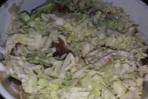 Varza dulce cu costita afumata, bucurie culinara pentru intreaga familie