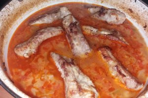 Varza dulce cu costita afumata, bucurie culinara pentru intreaga familie