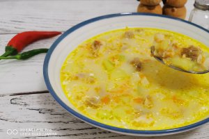 Ciorba de pui cu smantana