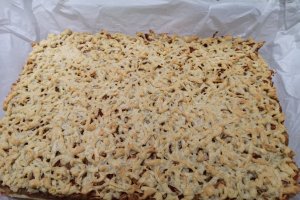 Desert prajitura cu mere si aluat razuit