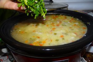 Ciorba de vitel la slow cooker Crock Pot