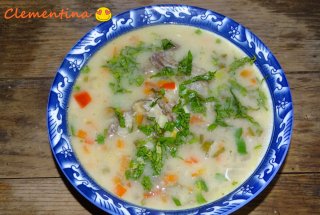 Ciorba de vitel la slow cooker Crock Pot