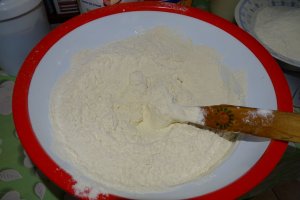 Desert cornulete cu untura si smantana