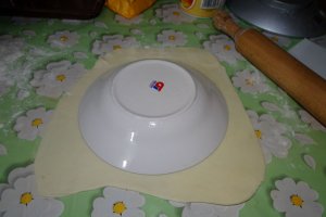 Desert cornulete cu untura si smantana