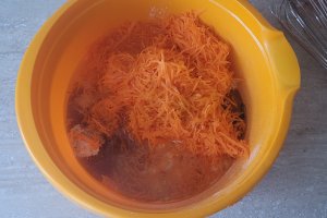 Tort de morcovi cu ananas la slow cooker Crock Pot