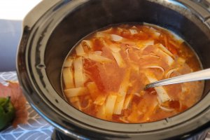 Supa de rosii cu taitei la slow cooker Crock Pot