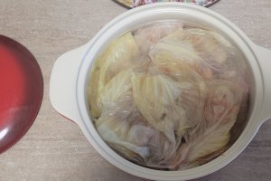 Sarmale cu varza dulce la vasul ceramic Crock Pot