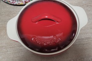Sarmale cu varza dulce la vasul ceramic Crock Pot